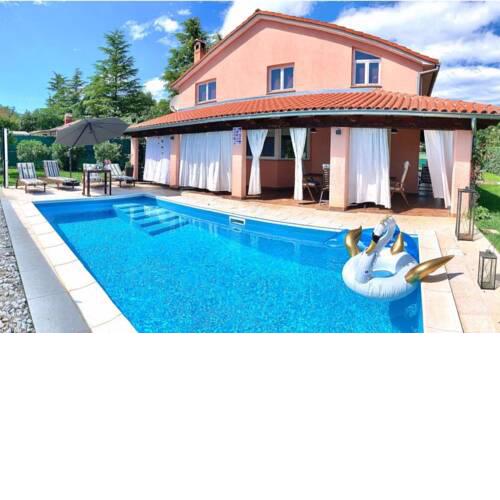 Holiday Home Petra's Place