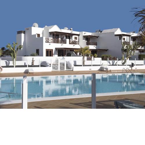 Holiday Home Playa Blanca in Spain with Swimming Pool