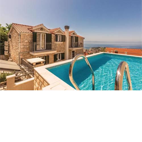 Holiday home Puharici IV