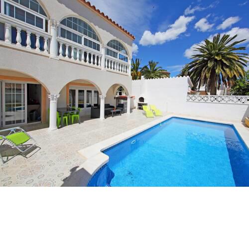 Holiday Home Requesens