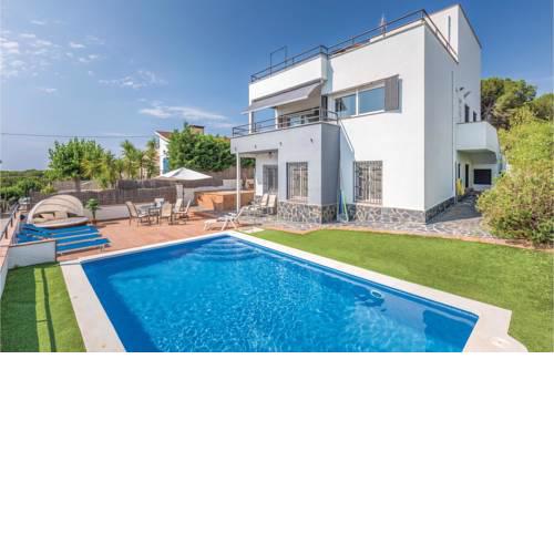 Holiday home Sant Pol de Mar 5