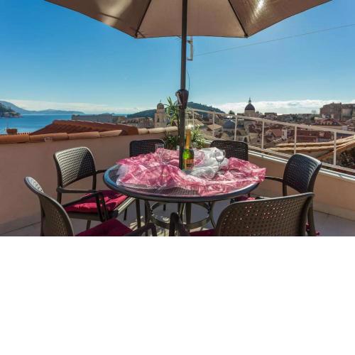 Holiday home Star 1 - panoramic old town view