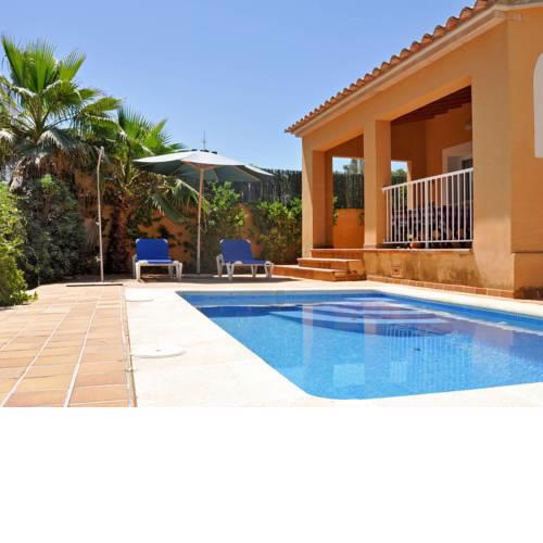 Holiday Home Tulipan (LOM145)