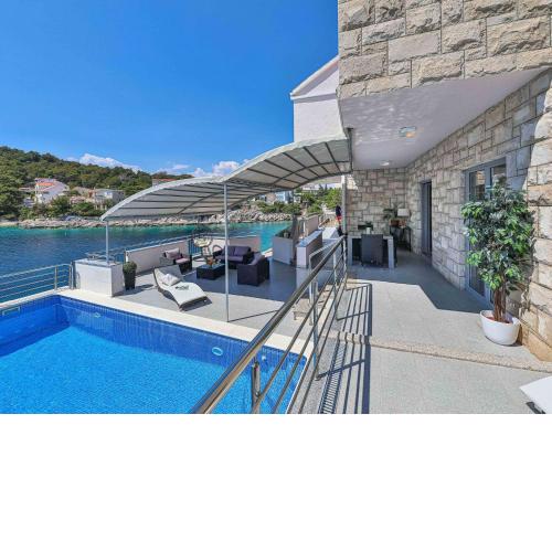 Holiday Home Villa Antonija