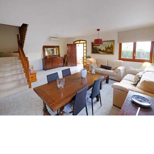 Holiday Home Villa Aznar