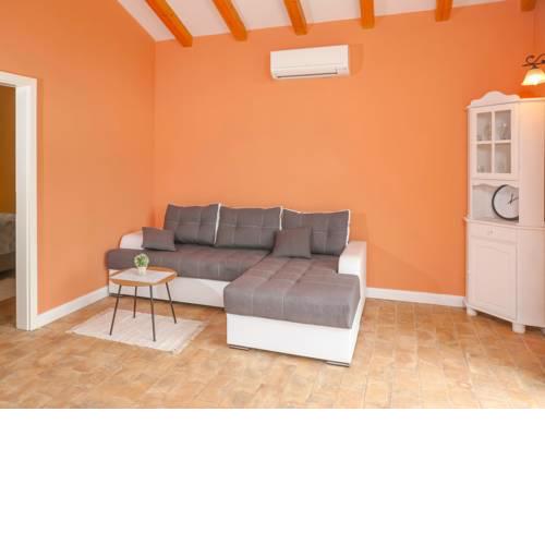 Holiday Home Villa Bernard