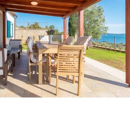 Holiday Home Villa Bugenvila