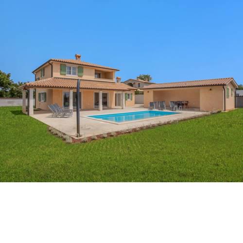 Holiday Home Villa Flori