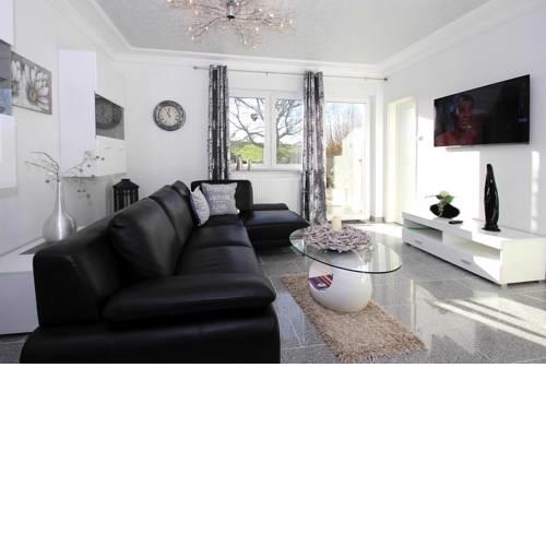Holiday Home Wiesengrund Dornumersiel - DNS01284-F