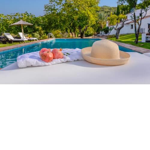 Holiday home with a fabulous outdoor space ideal for a relaxing getaway