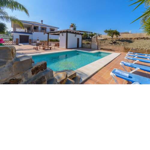 Holiday home with parking lot and leisure areas in Alhaurín el Grande