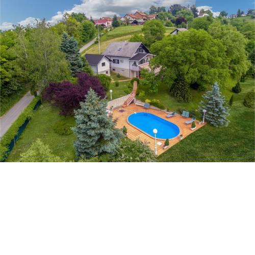 Holiday Home with Pool near Varaždin