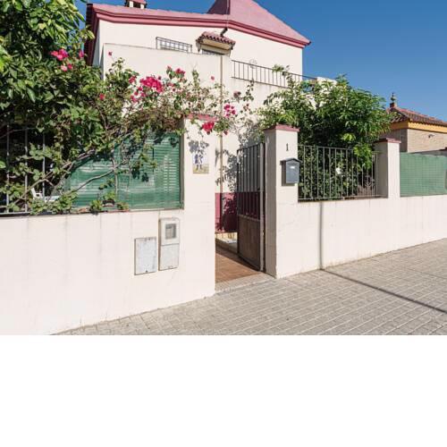 Holiday home with private swimming pool near Seville ideal for culture lovers