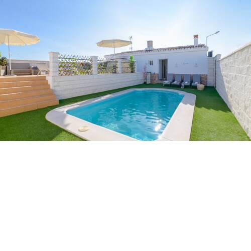 Holiday home with sea views and charming indoor area eight 00 mt from the beach