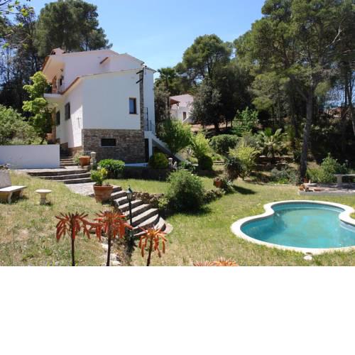 Holiday home with swimming pool, large garden with swimming pool and beautiful view in Begur