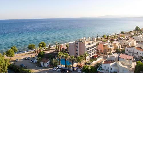 Holiday Hotel
