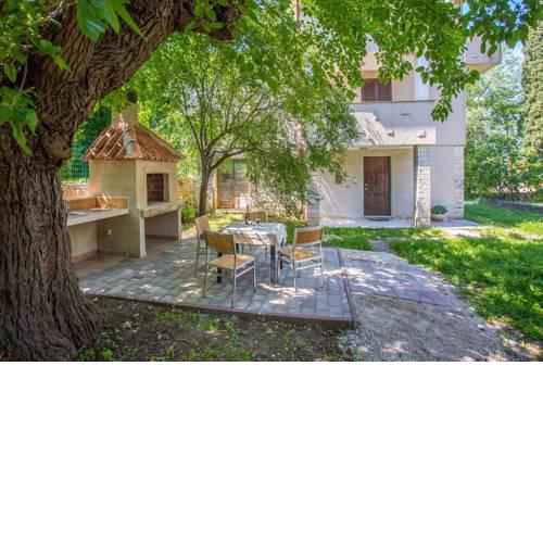 Holiday house Desy Tar