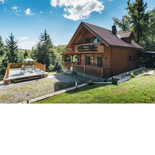 HOLIDAY HOUSE "JELENA", IN THE HEARTH OF NATURE, 5 mins walk to the lake, 30 mins by car to the Adriatic sea