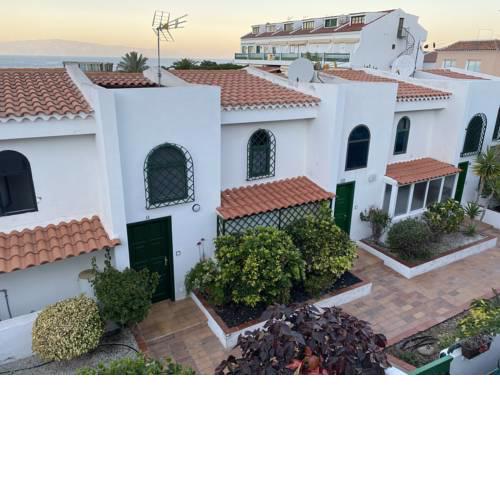 Holiday house Parque Azul Playa La Arena