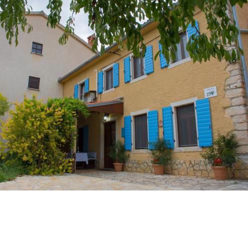 Holiday house with a swimming pool Sisan, Medulin - 16491