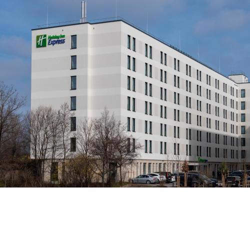 Holiday Inn Express - MUNICH NORTH, an IHG Hotel
