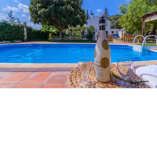 Holiday villa for groups in the staggering area of Cordoba province