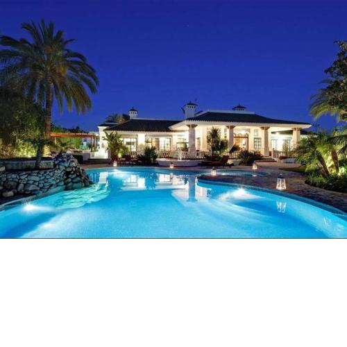 Holiday villa for rent in Marbella