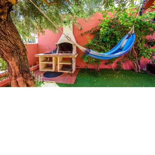Holiday villa for ten people eleven km from Seville city centre