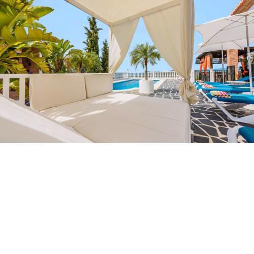 Holiday villa with Balinese bed and sea views in Torrox
