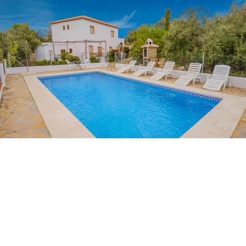 Holiday villa with large pool and nice views suitable for groups