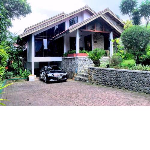 Holidayhome Alam Cipanas Puncak