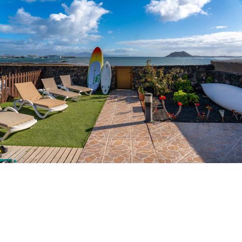 HolidayVilla Marina 2- Beachfront, Wifi , Sea View by Holidayshome