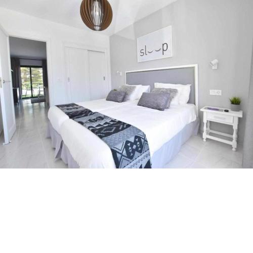 Holyhome white 205