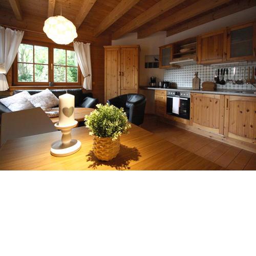 Holzhaus Grömitz "Schwalbennest"