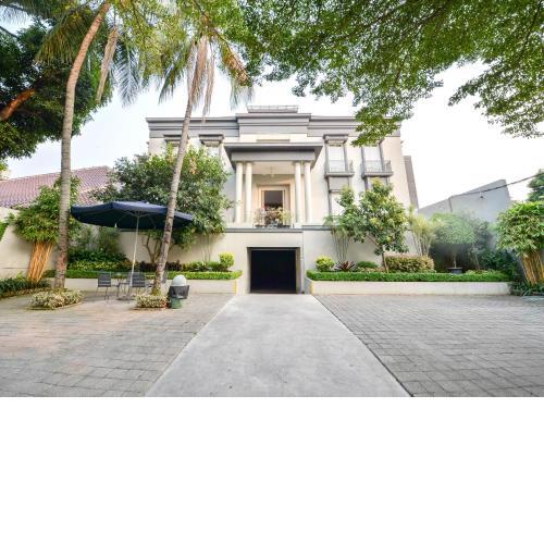 Home 899 Patal Senayan