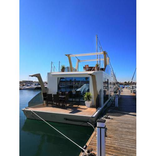 Home Aboard - Casa Flotante