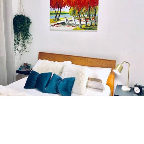 Home in the heart of Mannheim, FREE parking, Netflix, Fast WIFI