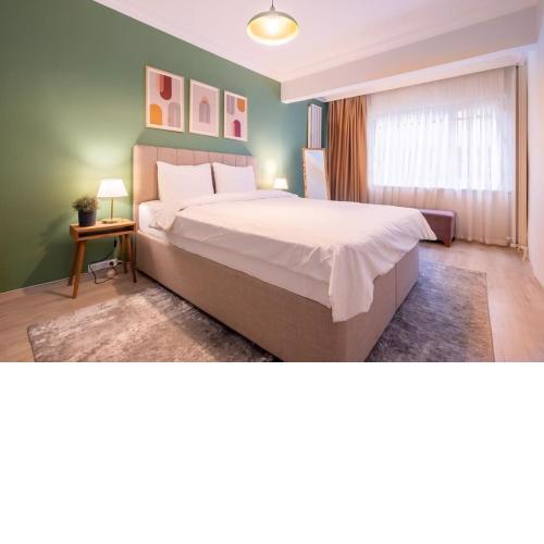 Home with private garden near to Osmanbey