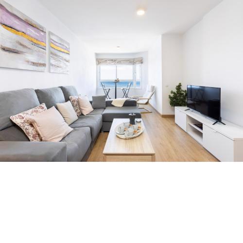 Home2Book Amazing Beachfront with SeaViews Radazul