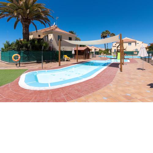 Home2Book Charming & Relaxing Dúplex, Pool & Terrace