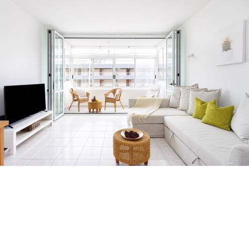 Home2Book Stunning & Comfy Apartment Bajamar