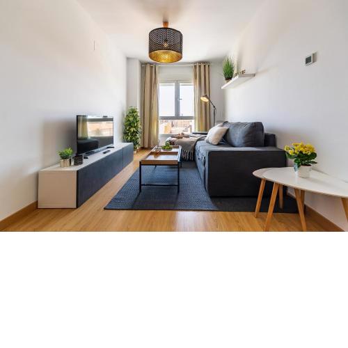 HomeAbroad Apartaments- Beach Deluxe Valparaiso Malaga