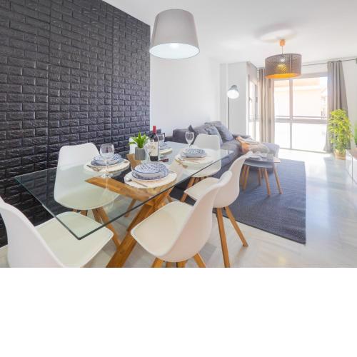HomeAbroad Apartments - Atico Deluxe con Solarium Malaga