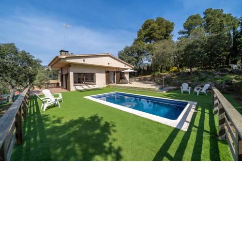 HomeHolidaysRentals Velur