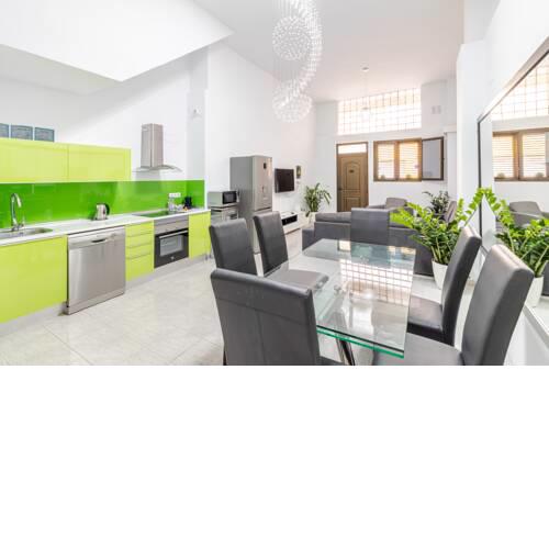 HomeLike Spacious Apartment La Isleta, Wifi