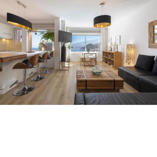 HomeLike Stunning Atlantic Views Apartment, Wifi