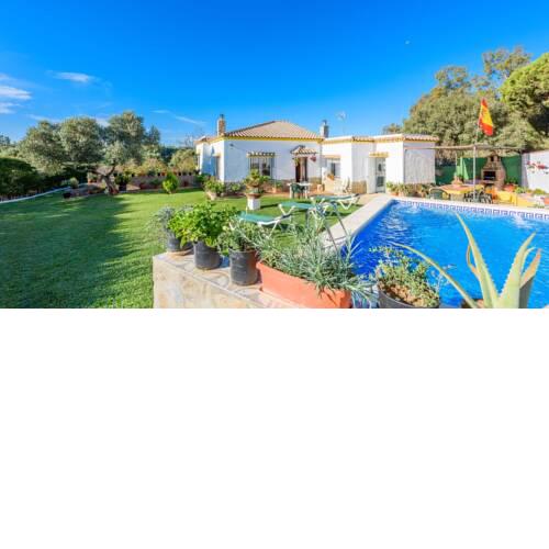Homelike villa with fenced garden on the Costa de la Luz