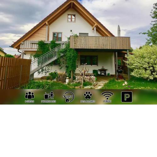 HOMELY STAY in a MODERN GREEN DREAM