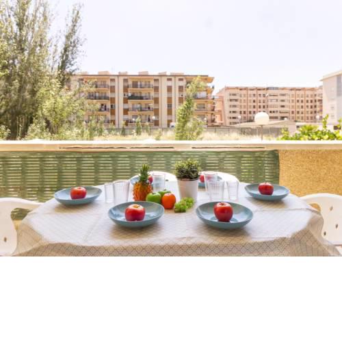 Homes & Go Albeniz Basic