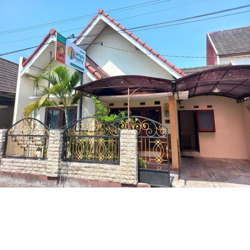 Homestay Jogja Condongcatur by Simply Homy